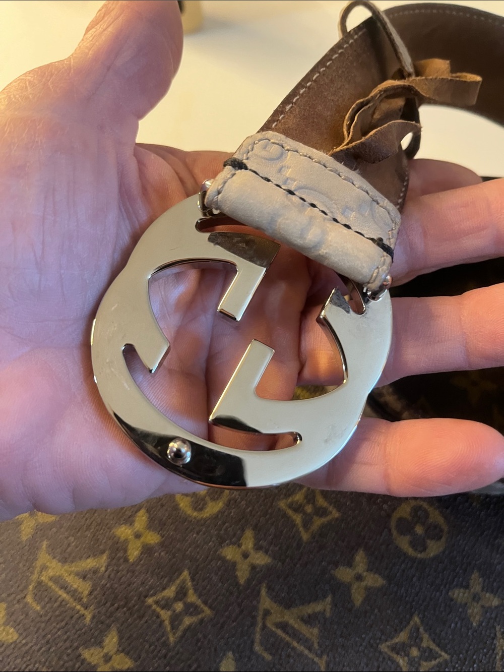 Rehab Gucci belt callouts buy her for the buckle! - Picture 3 of 15